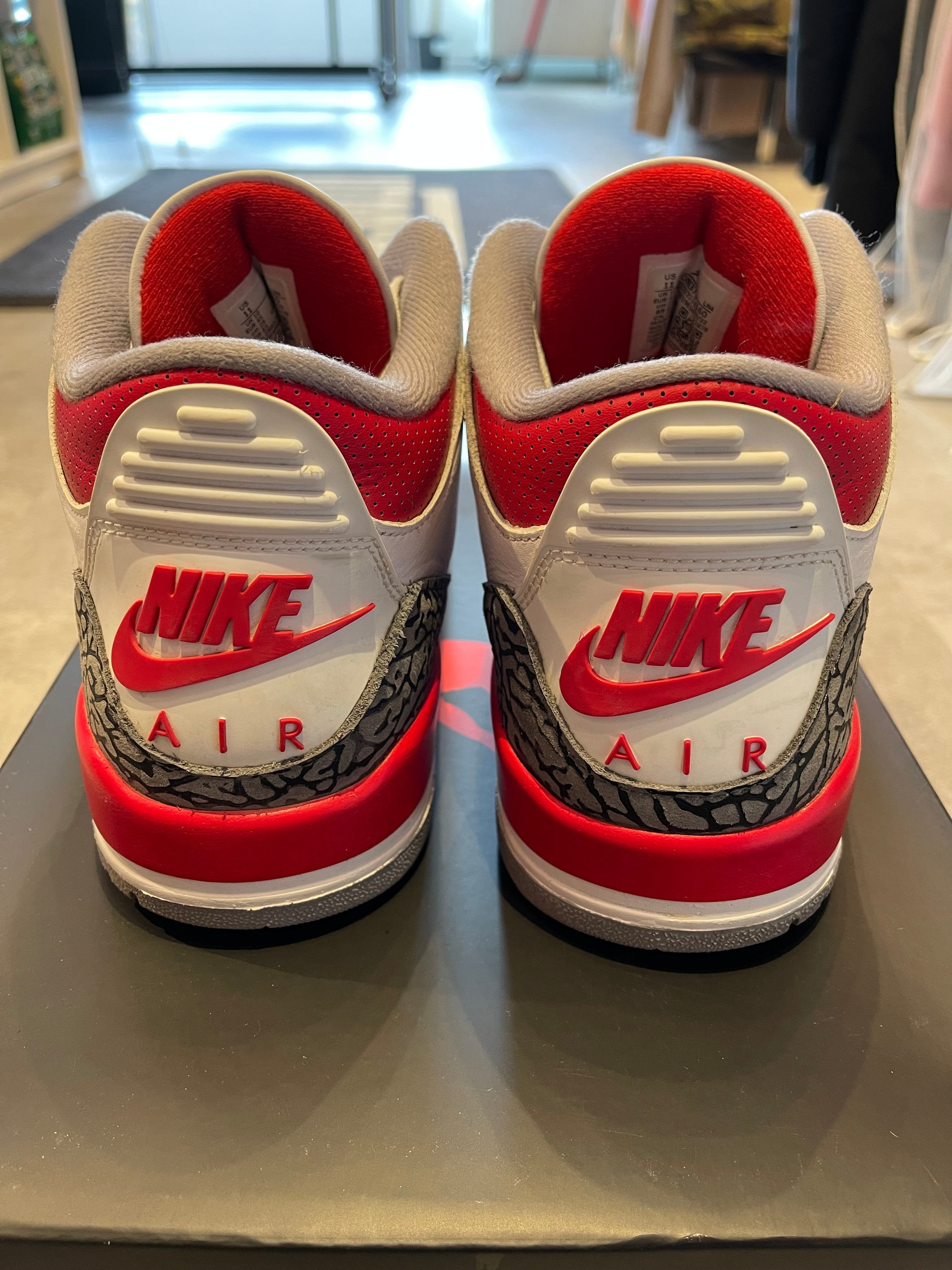 Jordan 3 Retro Fire Red (2022) (Preowned Size 11)