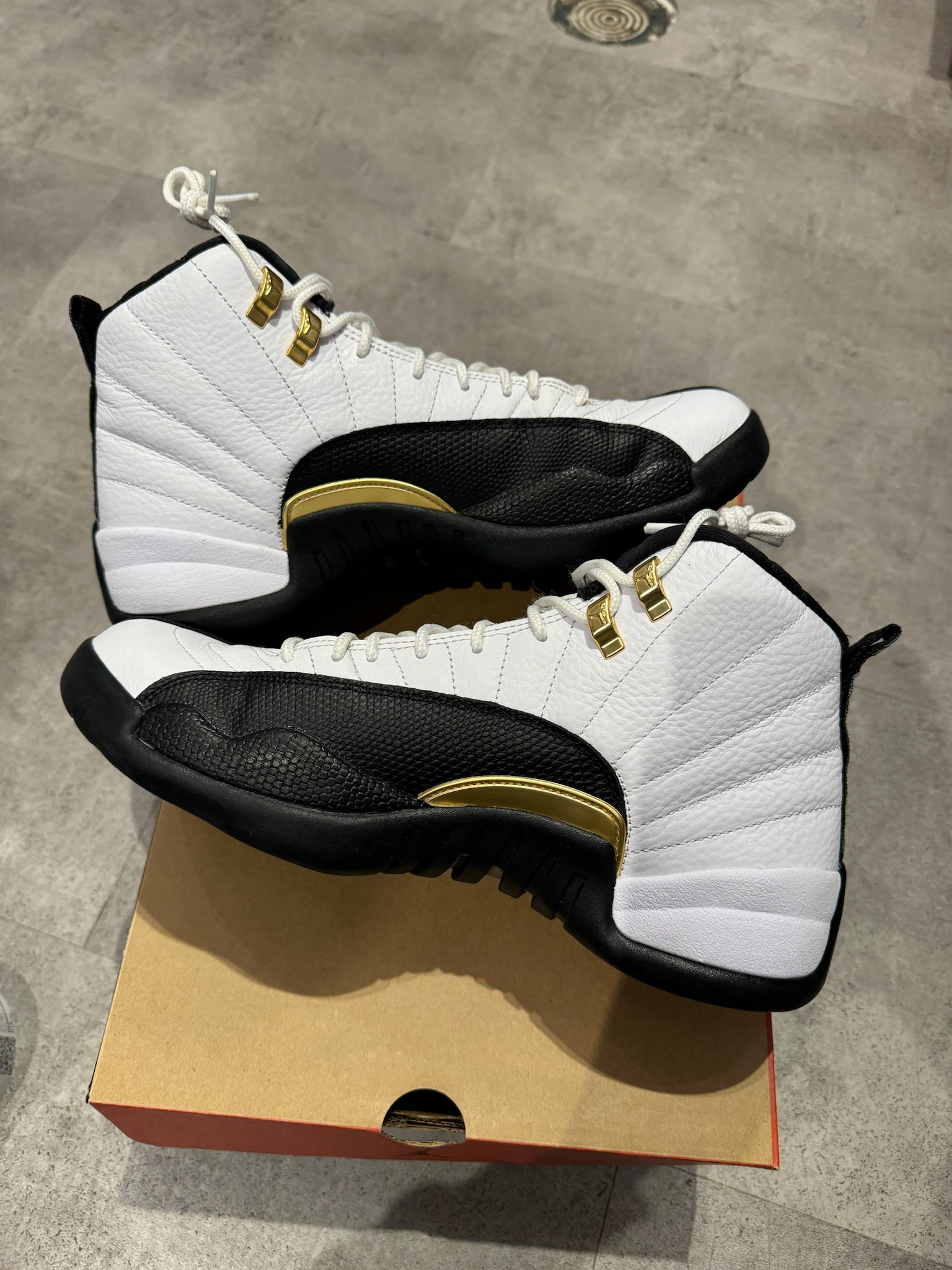 Jordan 12 Retro Royalty Taxi (Preowned Size 10.5)