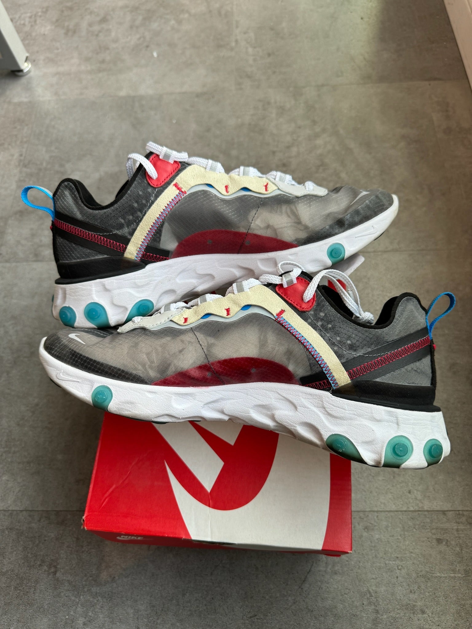 Nike React Element 87 Dark Grey Photo Blue (Preowned)