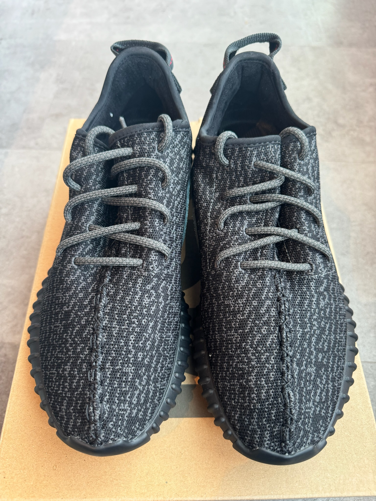 Adidas Yeezy 350 Pirate Black (2023) (Preowned Size 9.5)