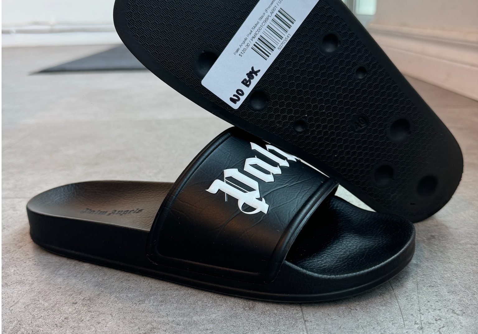 Palm Angels Pool Slides Black (Preowned Size 7)