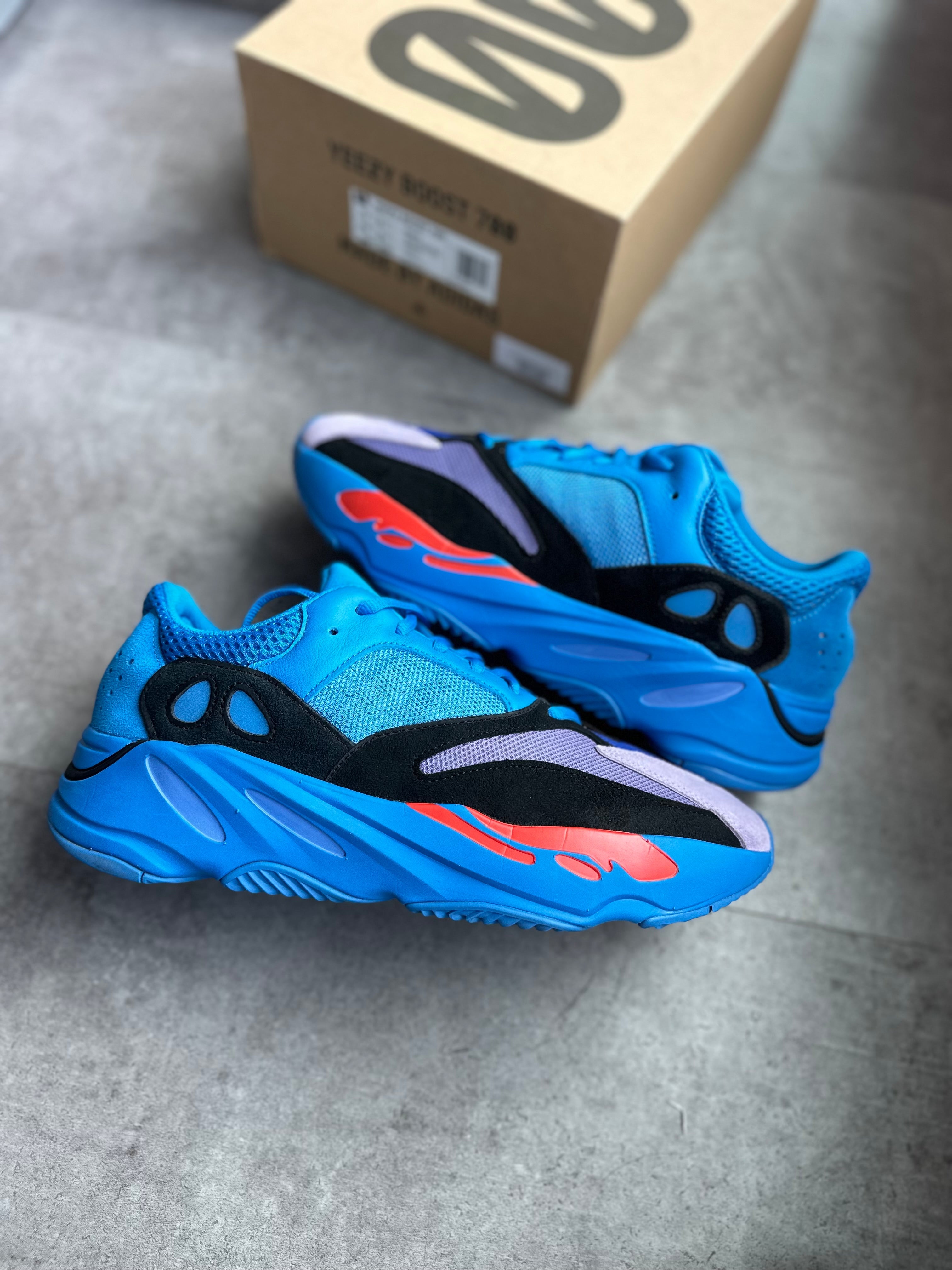 Adidas Yeezy Boost 700 V1 Hi-Res Blue (Preowned)