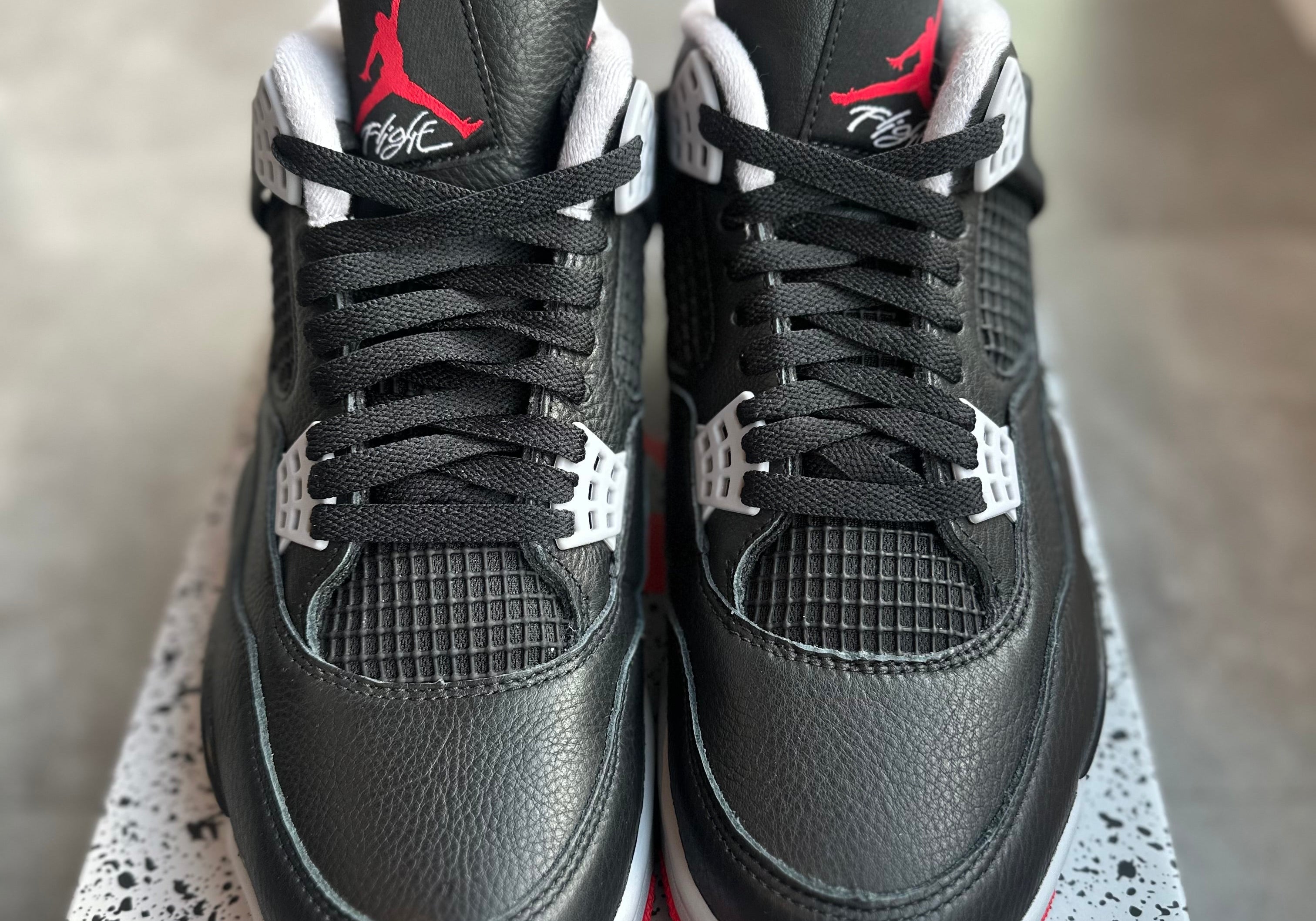 Jordan 4 Retro Bred Reimagined (Preowned)