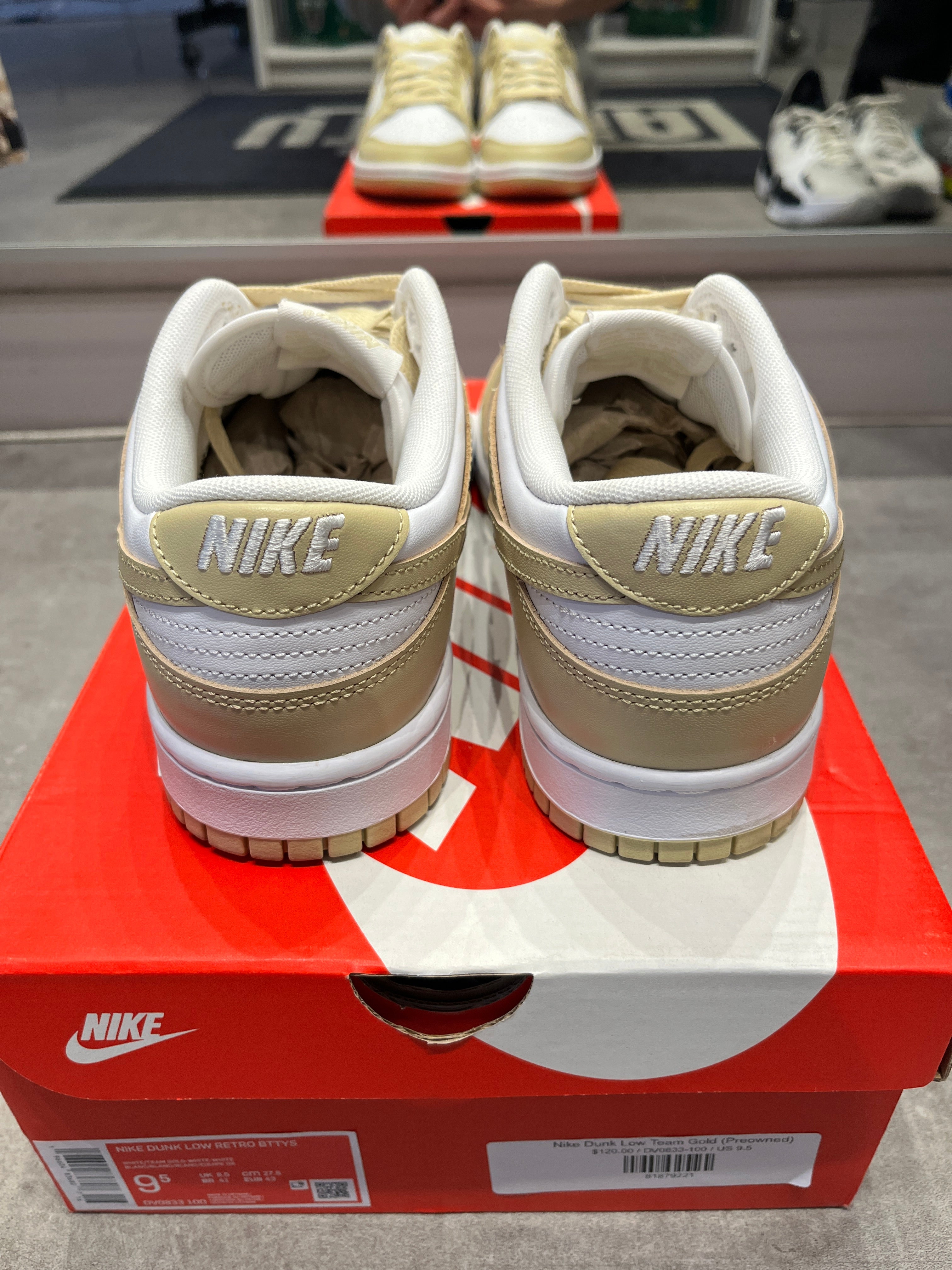 Nike Dunk Low Team Gold (Preowned Size 9.5)