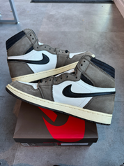 Jordan 1 Retro High OG SP Travis Scott Mocha (Preowned Size 11)