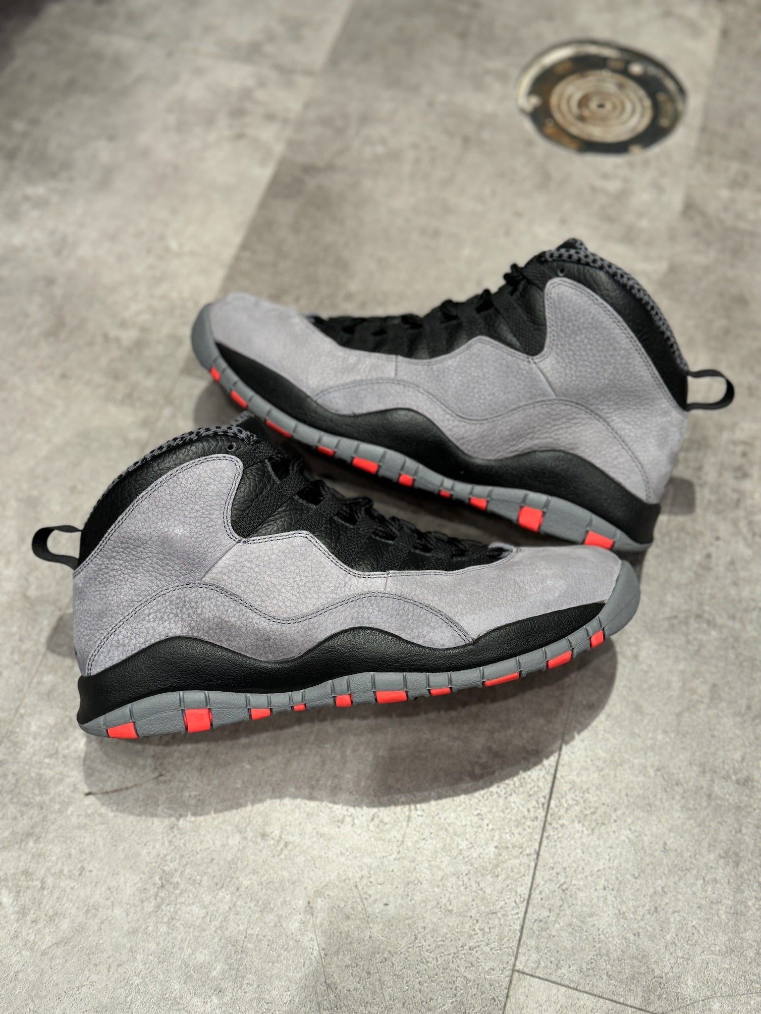 Jordan 10 Retro Cool Grey (Preowned Size 10.5)