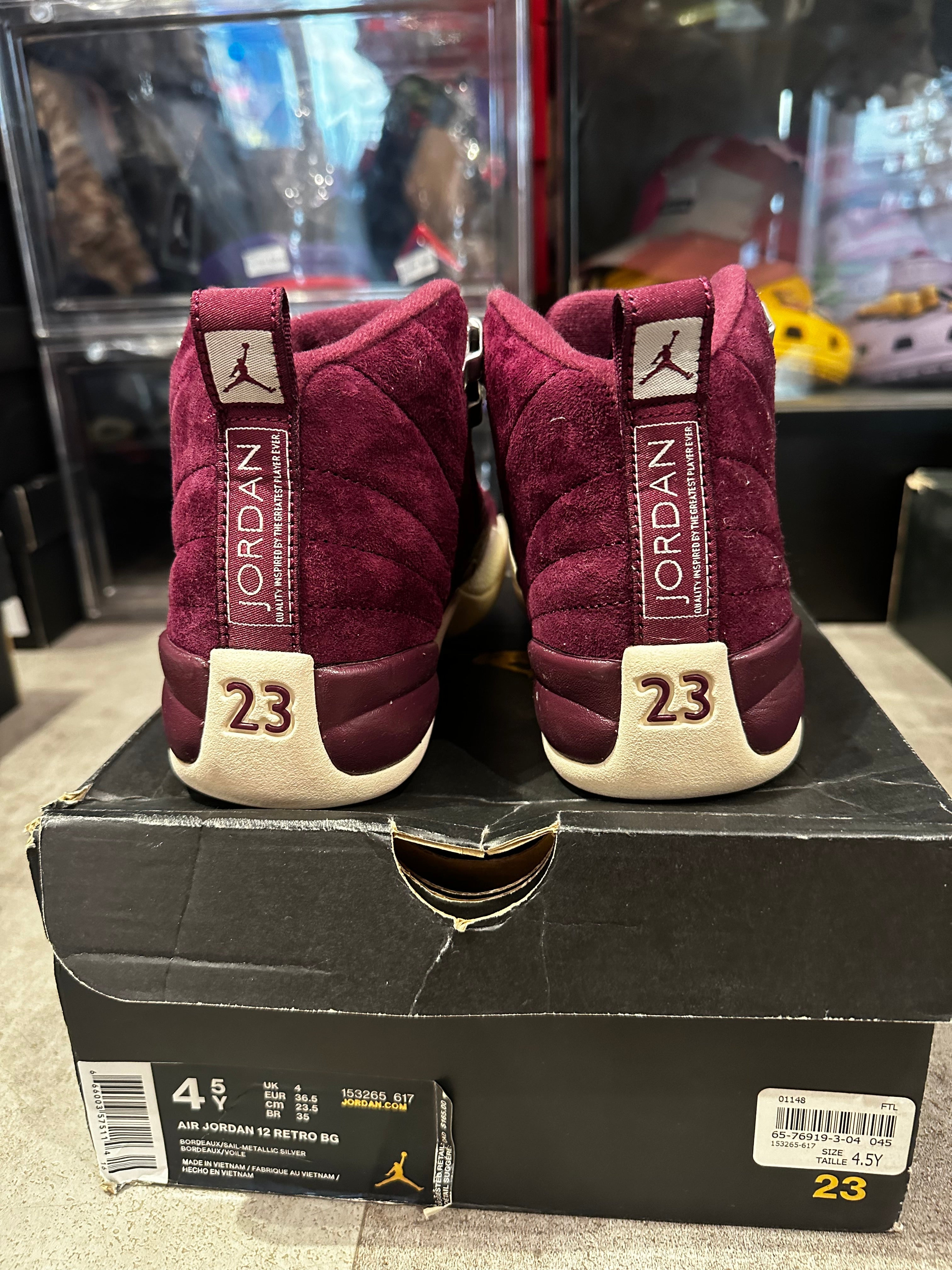 Jordan 12 Retro Bordeaux (GS) (Preowned)