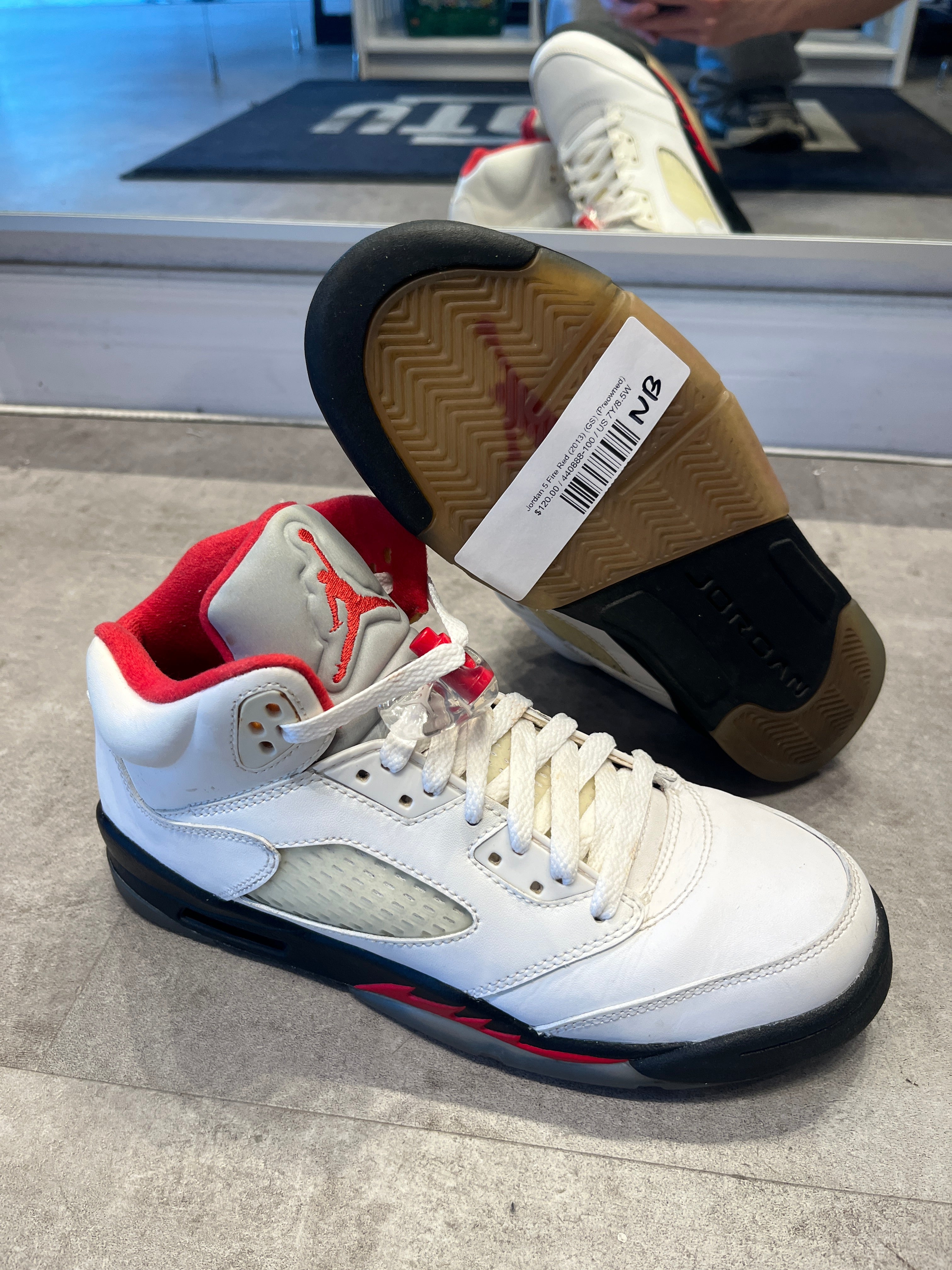 Jordan 5 Fire Red (2013) (GS) (Preowned)