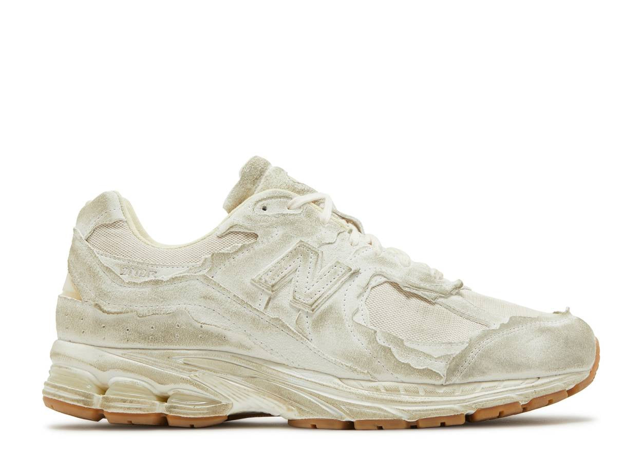 New Balance 2002R Protection Pack Distressed