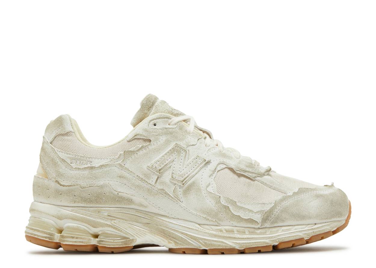 New Balance 2002R Protection Pack Distressed