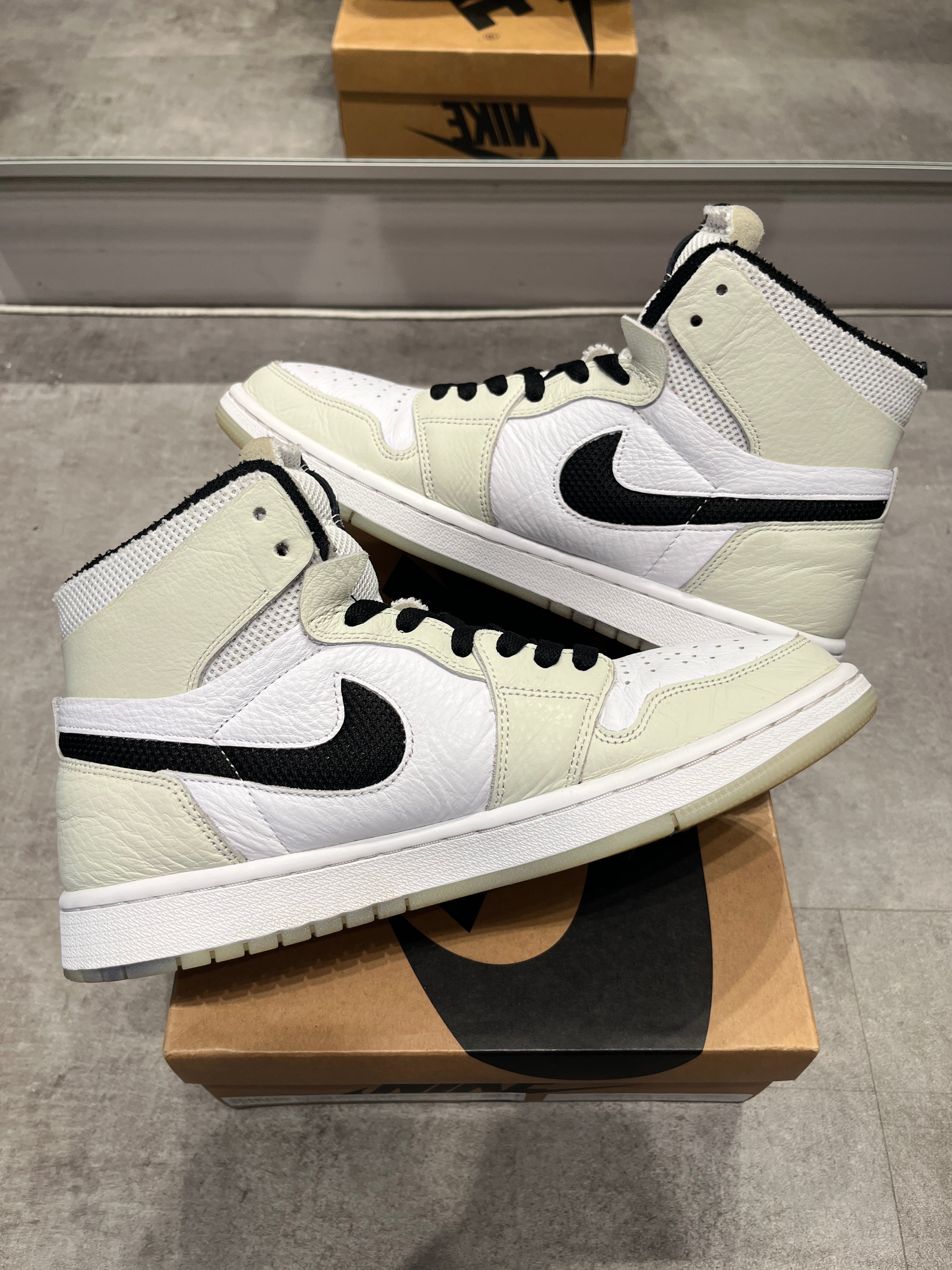 Jordan 1 Retro High Zoom CMFT Sail (Preowned)