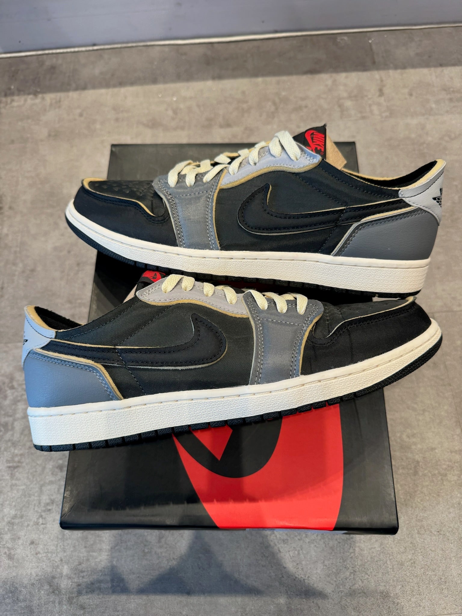 Jordan 1 Low OG EX Black Smoke Grey (Preowned)