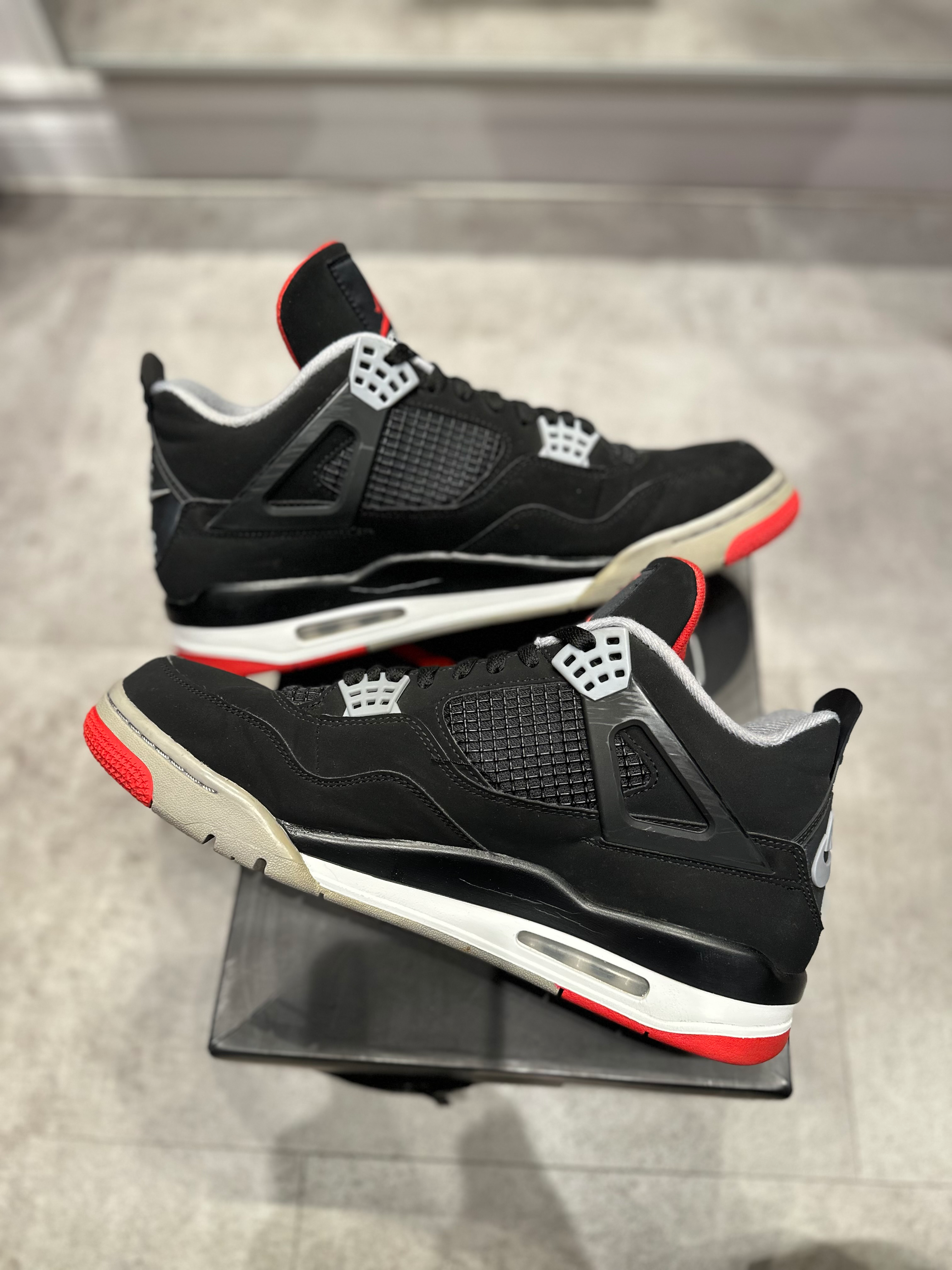 Jordan 4 Retro Bred (2019) (Preowned Size 12)