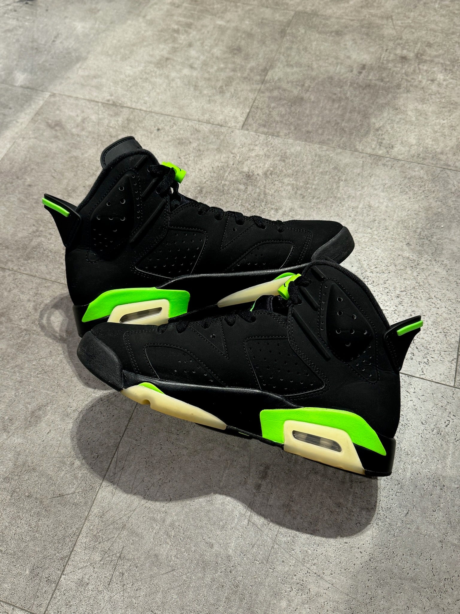 Jordan 6 Retro Electric Green (Preowned)