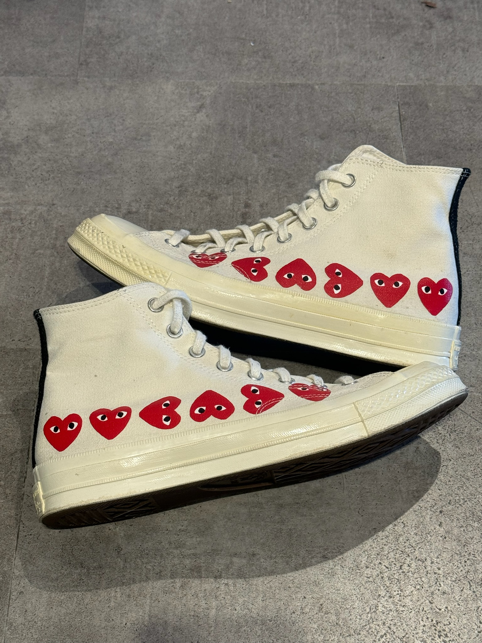 Converse Chuck Taylor All Star 70 Hi Comme des Garcons PLAY Multi-Heart White (Preowned Size 9 NB)