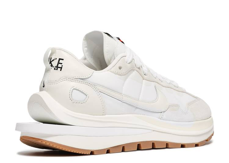 Nike VaporWaffle Sacai Sail Gum – Utopia Shop