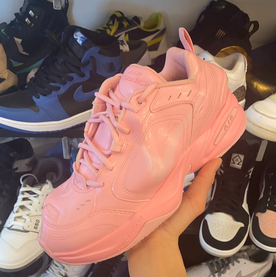 Nike air monarch hot sale iv pink