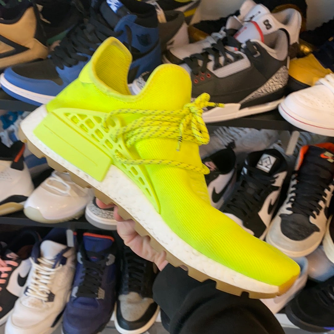 Pharrell x adidas hot sale nmd hu solar